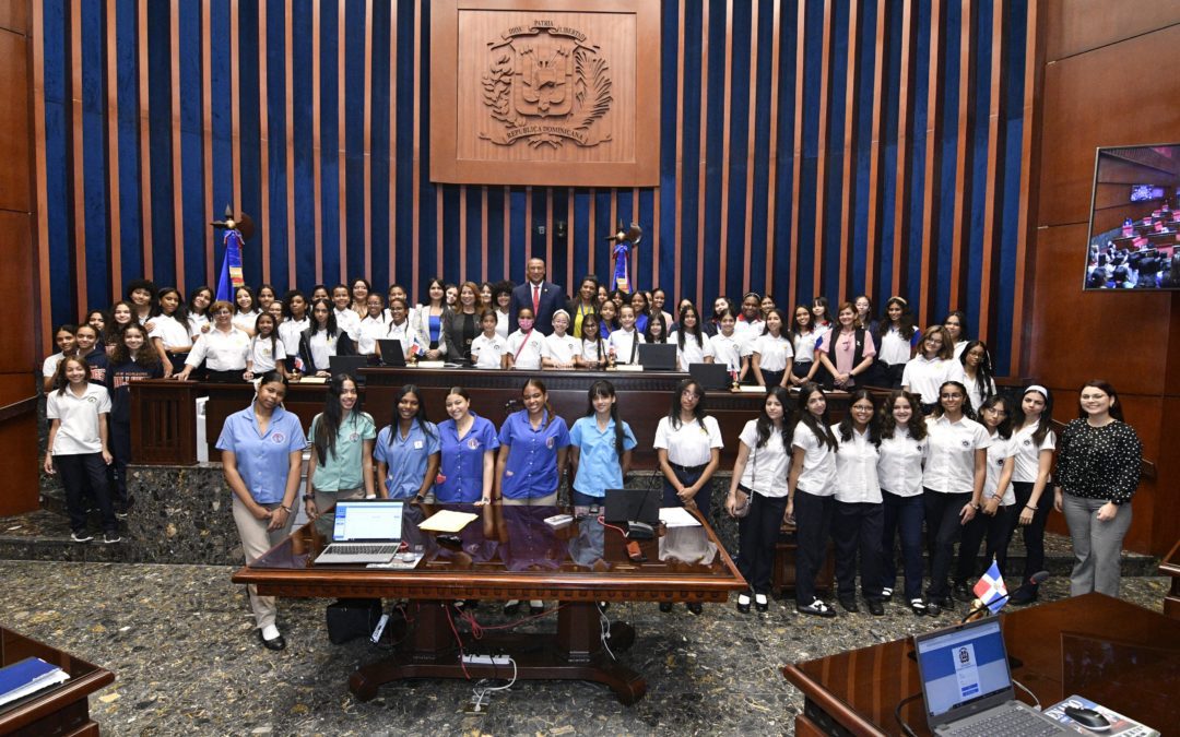 Historial de Noticias 6 Senado recibe delegación Fundación “Princesas del Siglo 21” con motivo del Día Internacional de la Niña