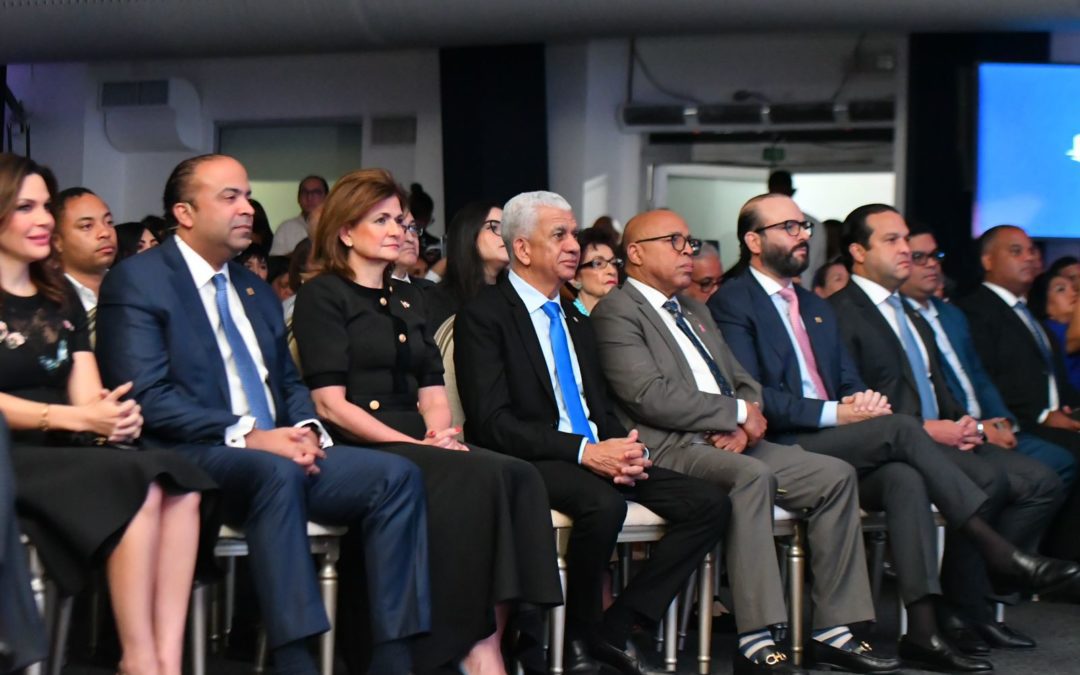 Historial de Noticias 4 Presidente del Senado Ricardo de los Santos valora labor periodística para fortalecer la democracia