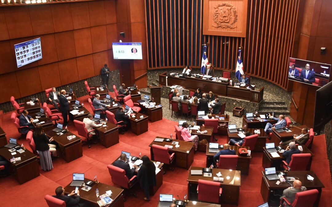 Senado convierte en ley Presupuesto General del Estado; también aprueba contrato de Aerodom