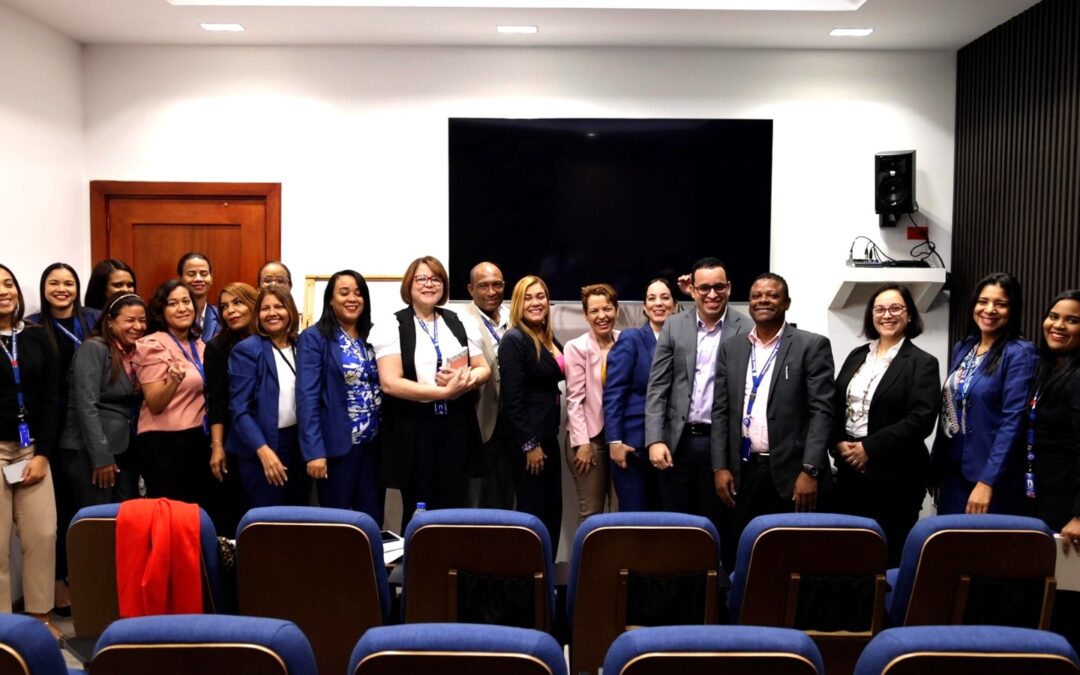 Senado imparte taller “Manejo de conflictos” a colaboradores