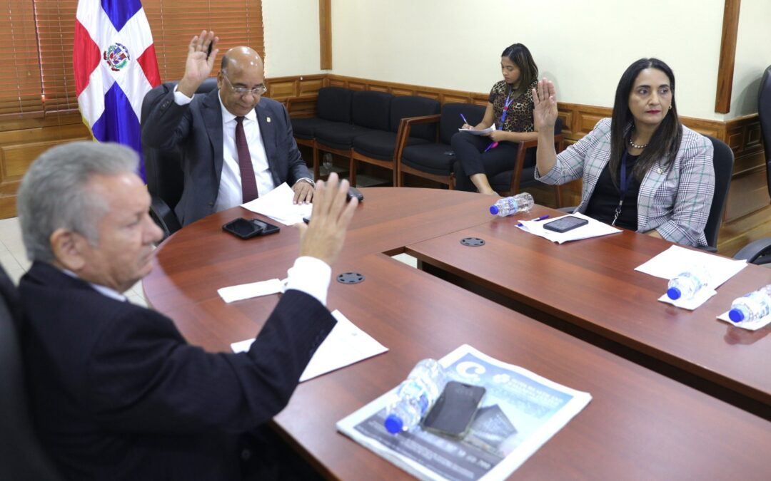 Comisión de Seguridad Social, Trabajo y Pensiones favorece instalación oficina de IDOPRIL en Santiago Rodríguez