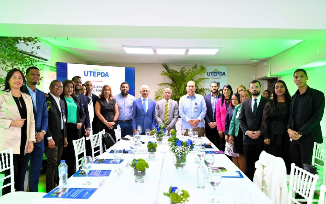 Ricardo de los Santos participa en acto de presentación resultados primer trimestre 2024 de programa UTEPDA