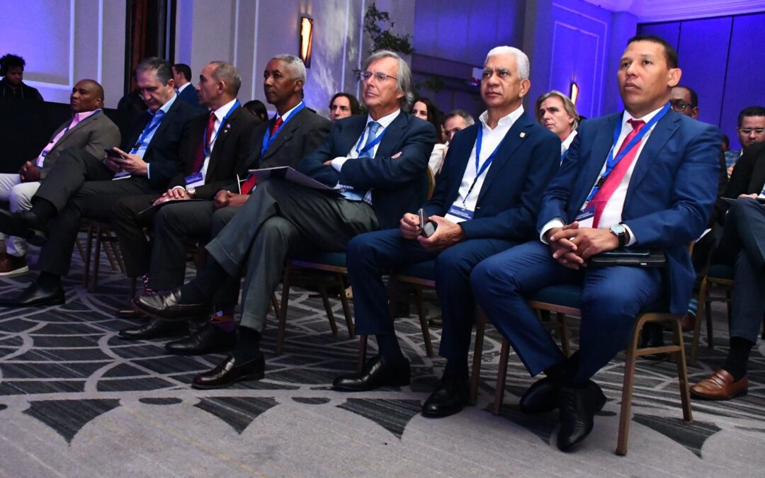 Presidente del Senado Ricardo de los Santos participa en seminario sobre ciberseguridad