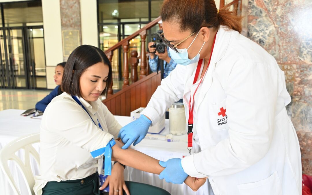 Senado realiza jornada de tipificación a sus colaboradores