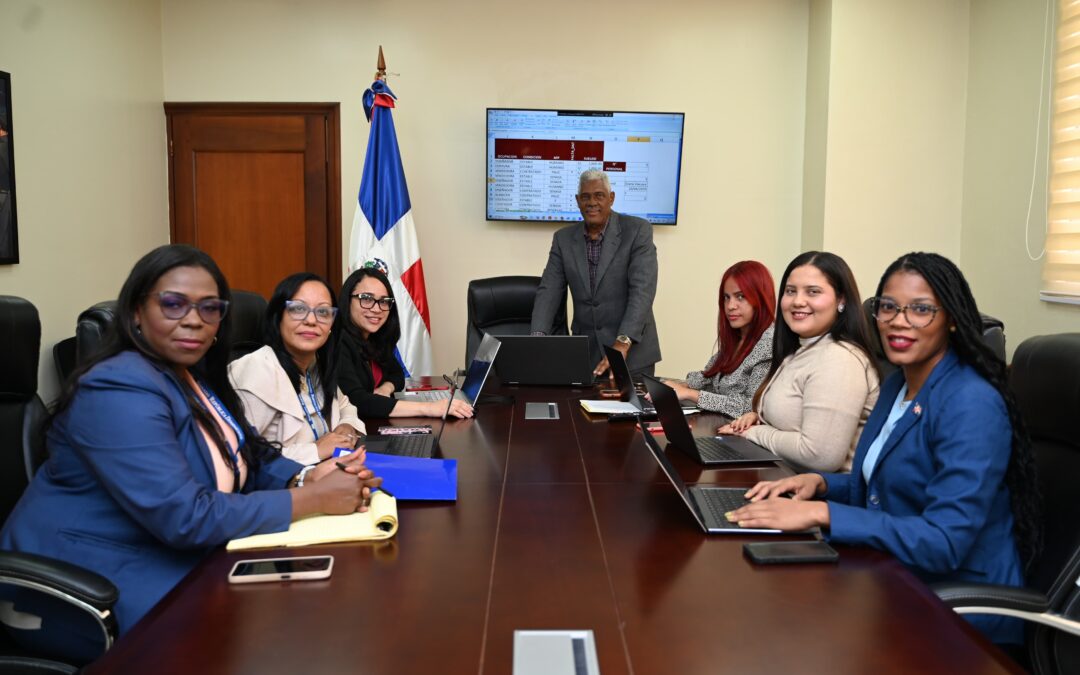 Colaboradores del Senado concluyen con éxito taller «Excel Avanzado»