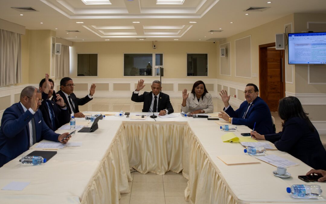 Senadores favorecen instalación oficina regional de Interior y Policía en el Seibo para ofrecer sus servicios a la población