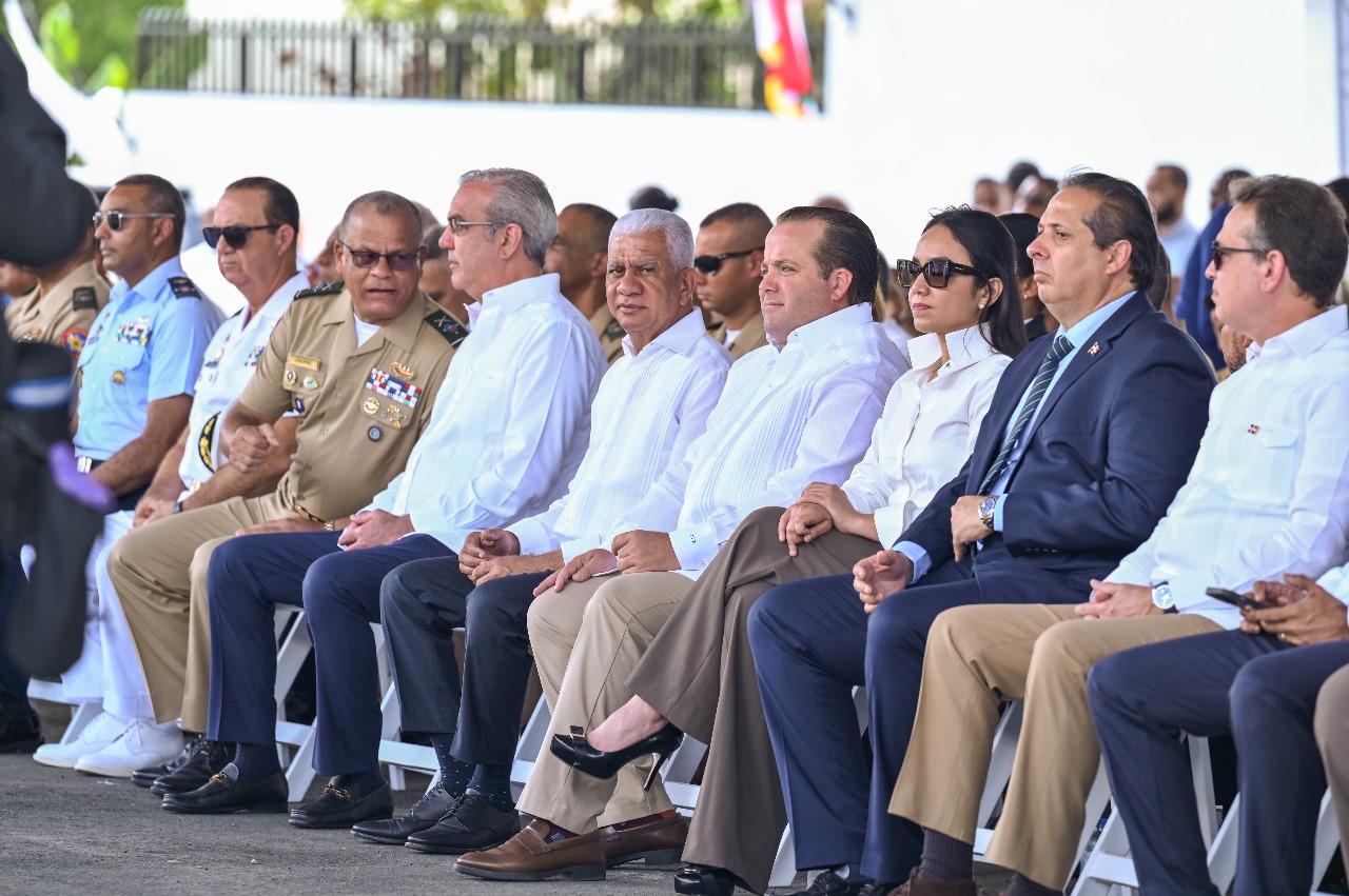 Presidente del Senado participa en inauguración planta ensamblaje de vehículos del Ministerio de Defensa 1 1000029258
