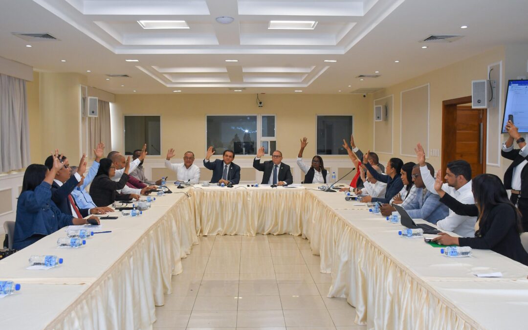 Comisión Bicameral que estudia modificaciones a la Ley Seguridad Social acuerda realizar vistas públicas en La Vega y Barahona