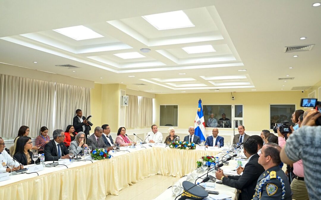 Historial de Noticias 11 Congreso, DIGEIG e Instituciones Gubernamentales se reúnen para impulsar estrategia de integridad interinstitucional de la República Dominicana