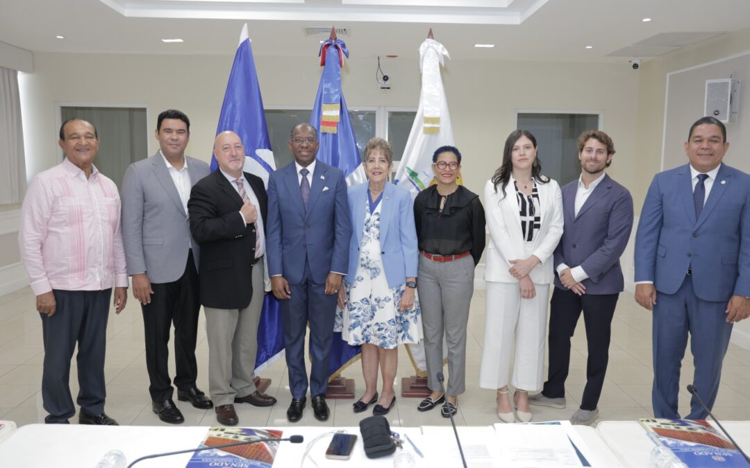 Senadores conocen proyecto “Diagnóstico Multidimensional del Sector Turismo” propuesto por MITUR