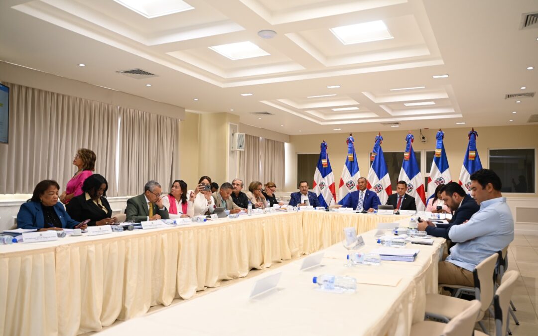 Comisión Bicameral estudia Código Penal aprueba quince  artículos dejados sobre la mesa