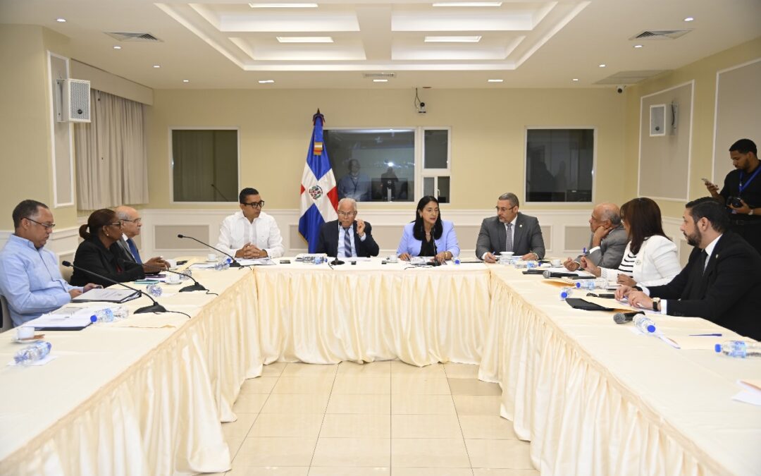 Historial de Noticias 18 Comisión Bicameral analiza proyecto de modificación Ley General de Salud