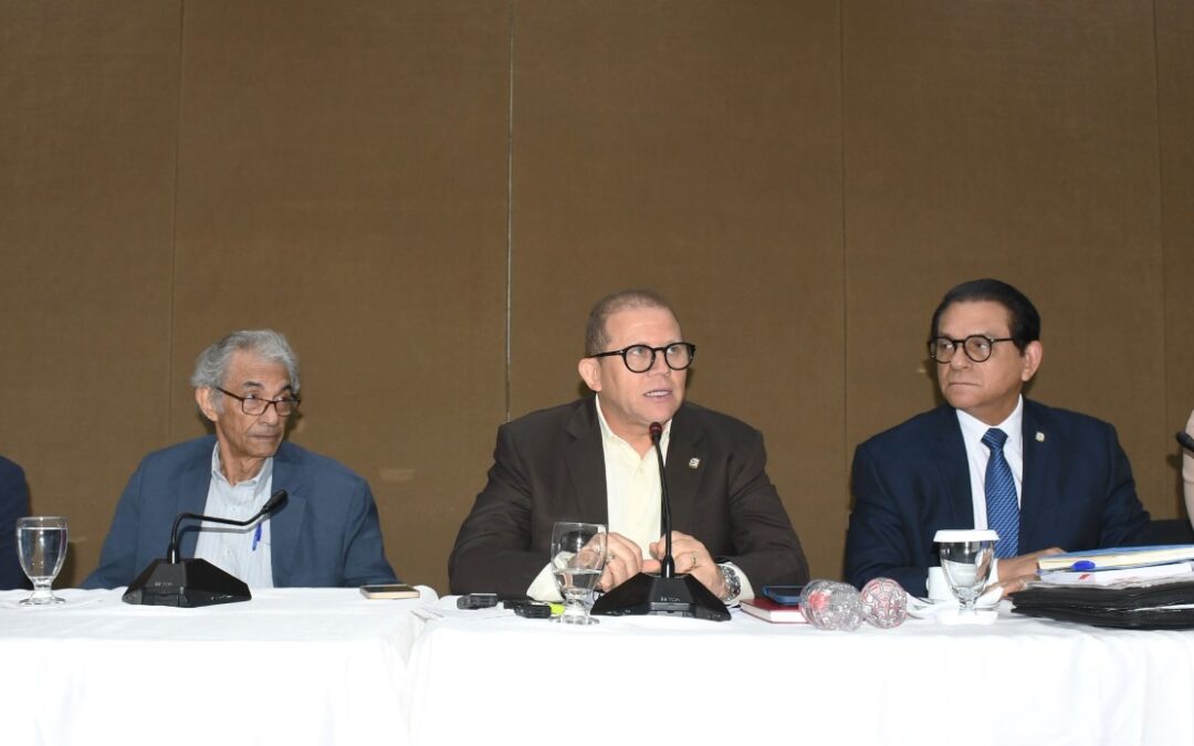 Comisión Bicameral escucha opinión de ANDECLIP sobre Proyecto modifica Ley 87-01 que crea el Sistema Dominicano de la Seguridad Social (SDSS)
