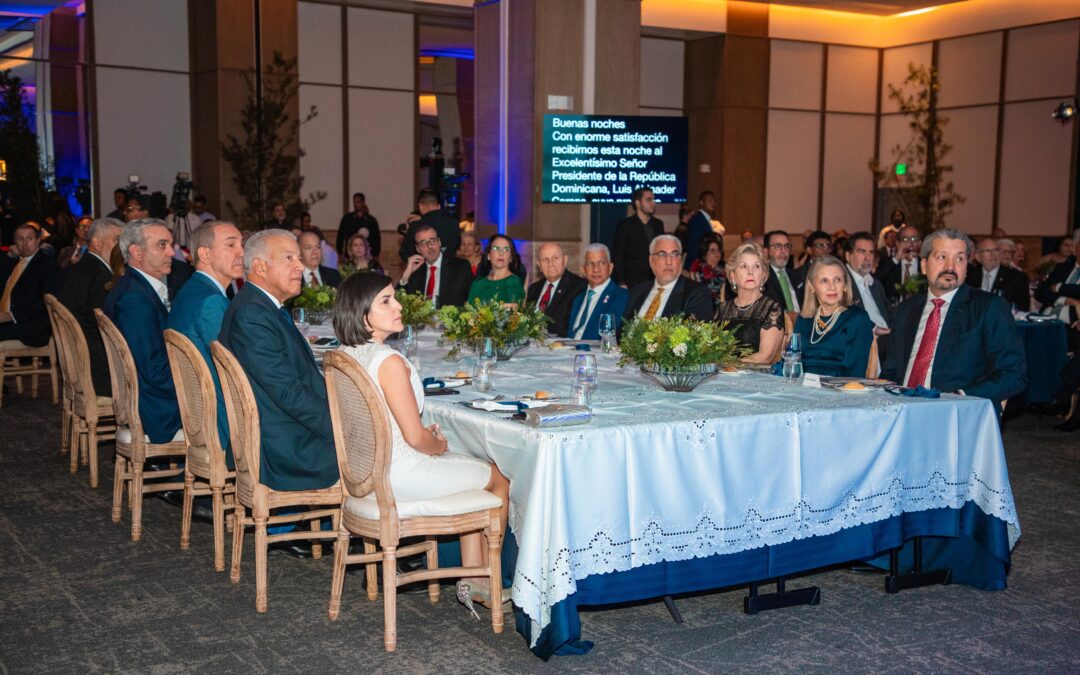 Presidente del Senado participa en acto conmemorativo por los 60 años de fundación de UNAPEC