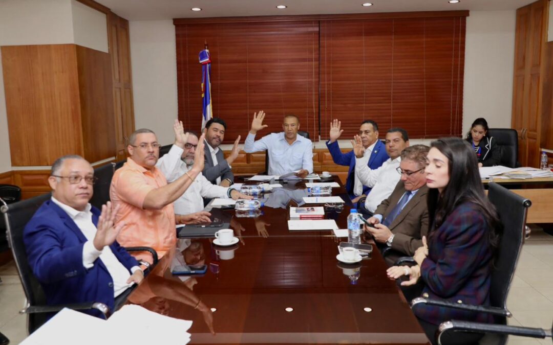 Comisión de Asuntos Energéticos favorece  contrato para exploración y explotación de hidrocarburos