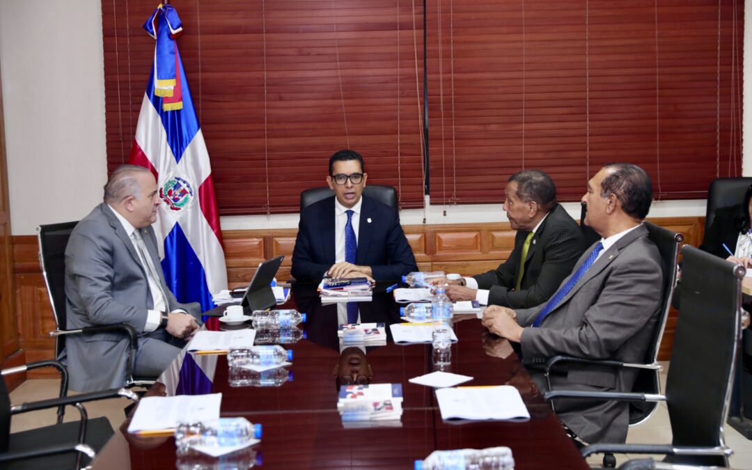 Comisión Especial del Senado continúa con el estudio de observaciones a Ley Residuos Sólidos