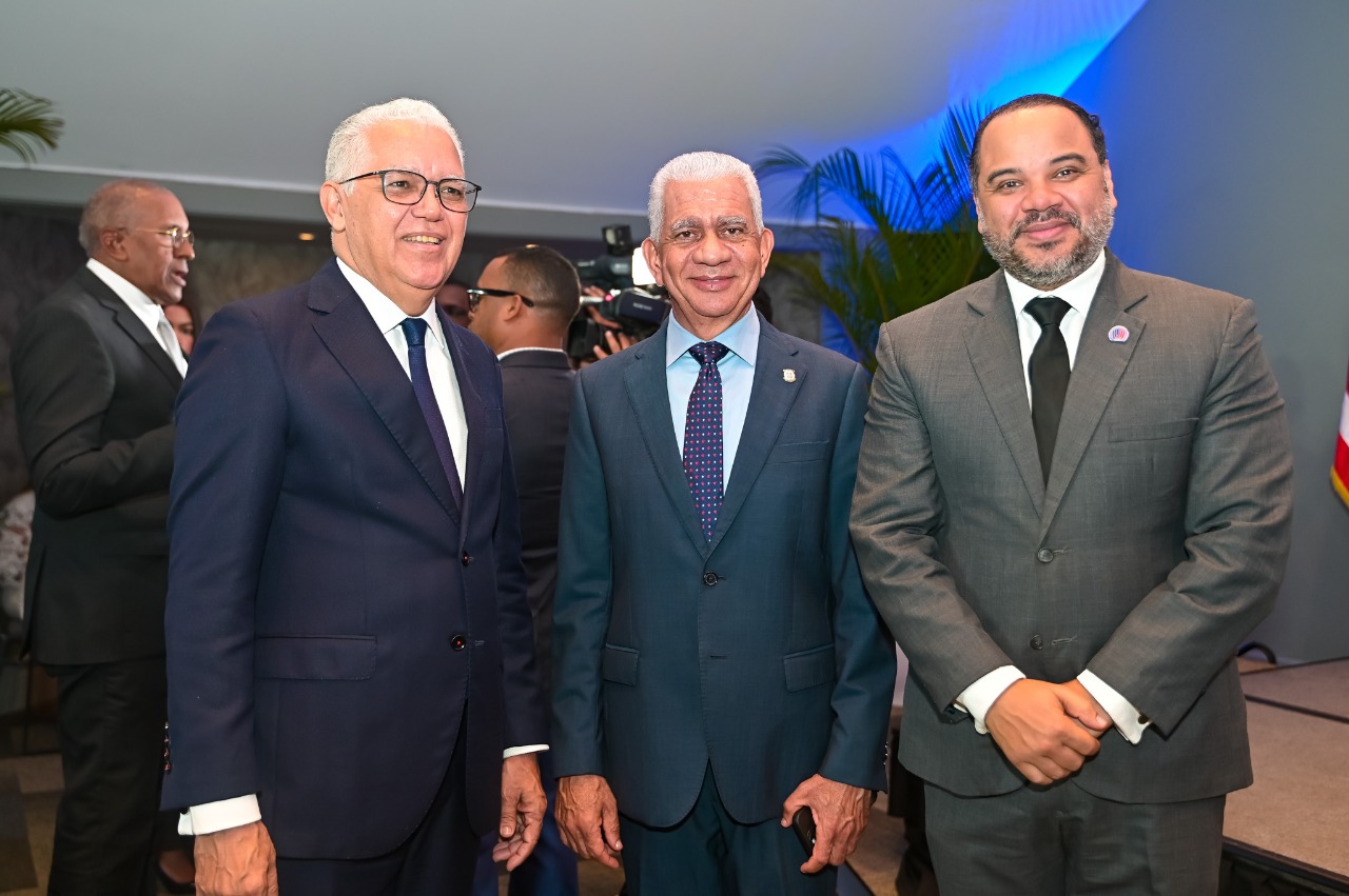 Presidente del Senado asiste a la apertura primer Congreso Internacional “Lucha Contra la Corrupción” 1 WhatsApp Image 2025 12 11 at 8.46.11 AM 1