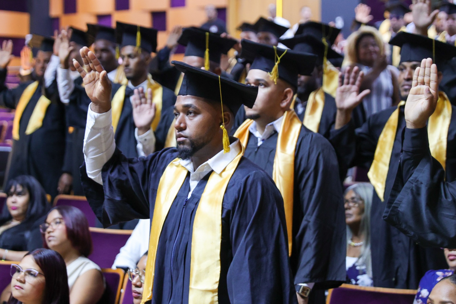 Presidente del Senado participa en graduación de primera promoción de la Escuela de Capacitación de Lidias de Gallo 1 WhatsApp Image 2026 02 25 at 11.27.35 AM 2