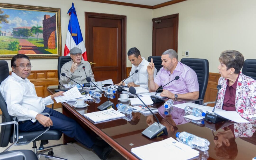 Comisión de Hacienda avanza en fusión de proyectos de ley sobre juegos de azar y apuestas