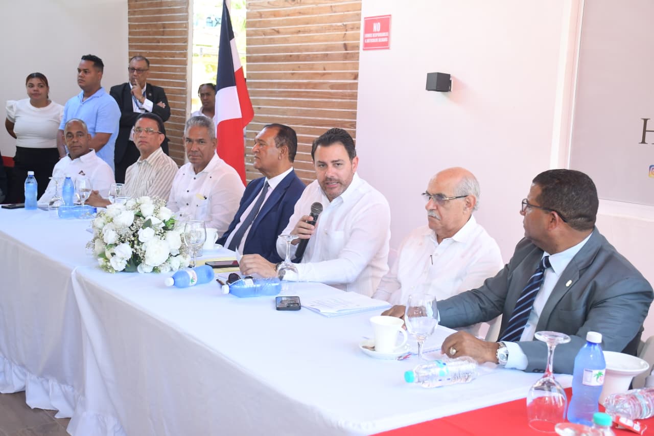 Comisión de Desarrollo Municipal realiza descenso en comunidades de la provincia Valverde 2 WhatsApp Image 2026 05 15 at 11.08.46 AM