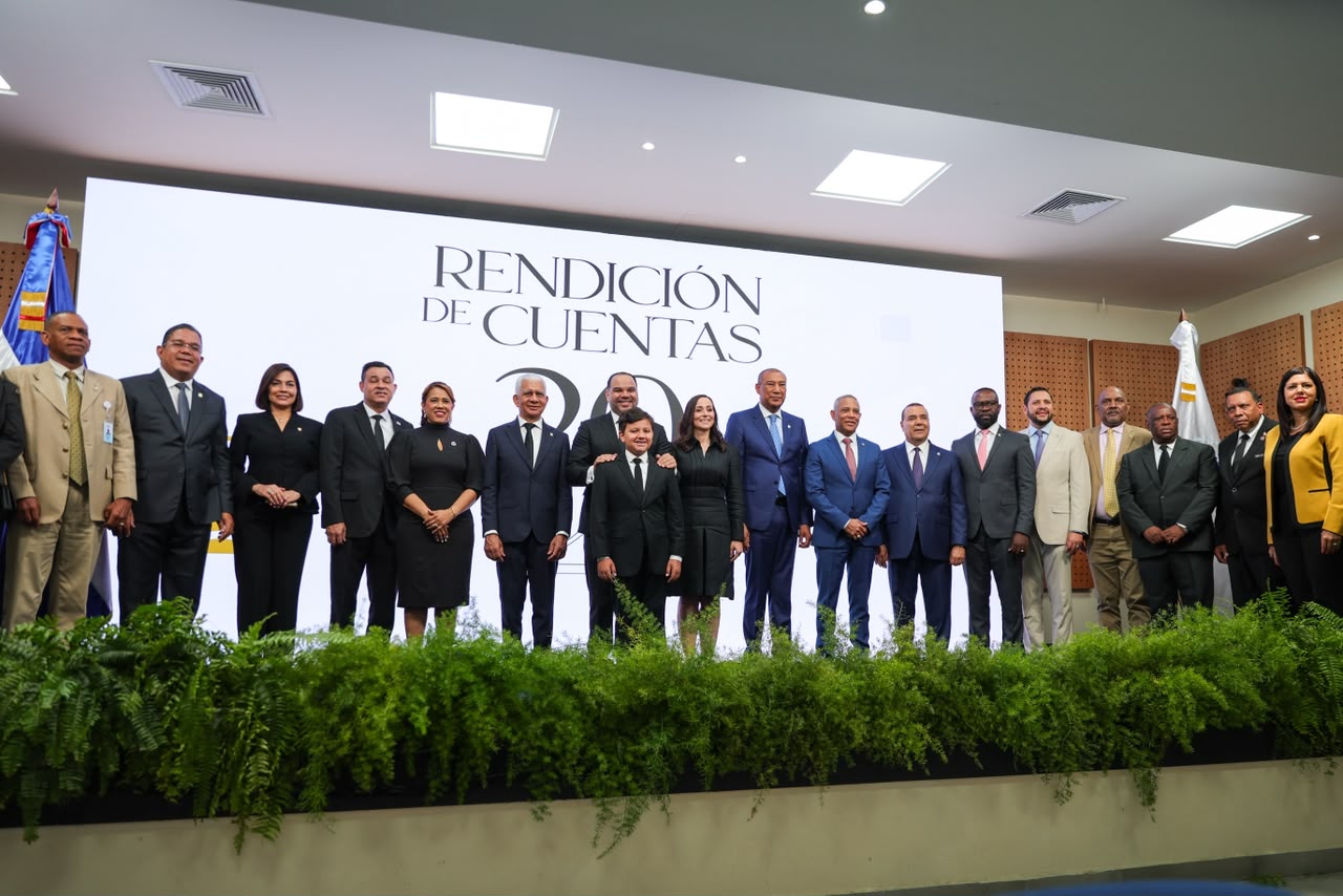 Presidente del Senado, Ricardo de los Santos, recibe informe de gestión 2025 del Defensor del Pueblo 1 WhatsApp Image 2026 06 15 at 12.25.44 PM 2