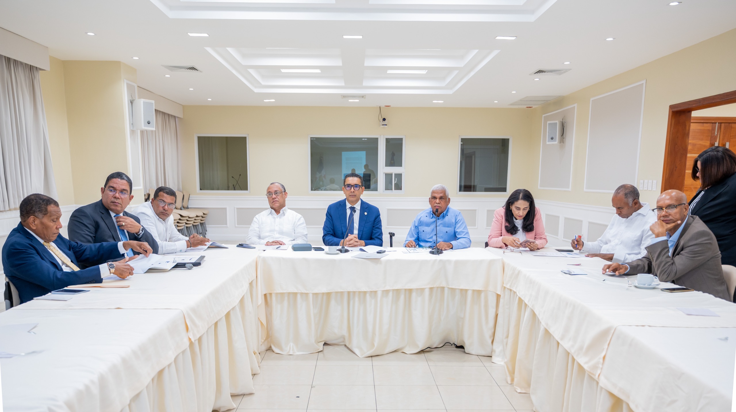 Comisión de Asuntos Agropecuarios evalúa proyectos orientados al fortalecimiento del sector agrícola nacional