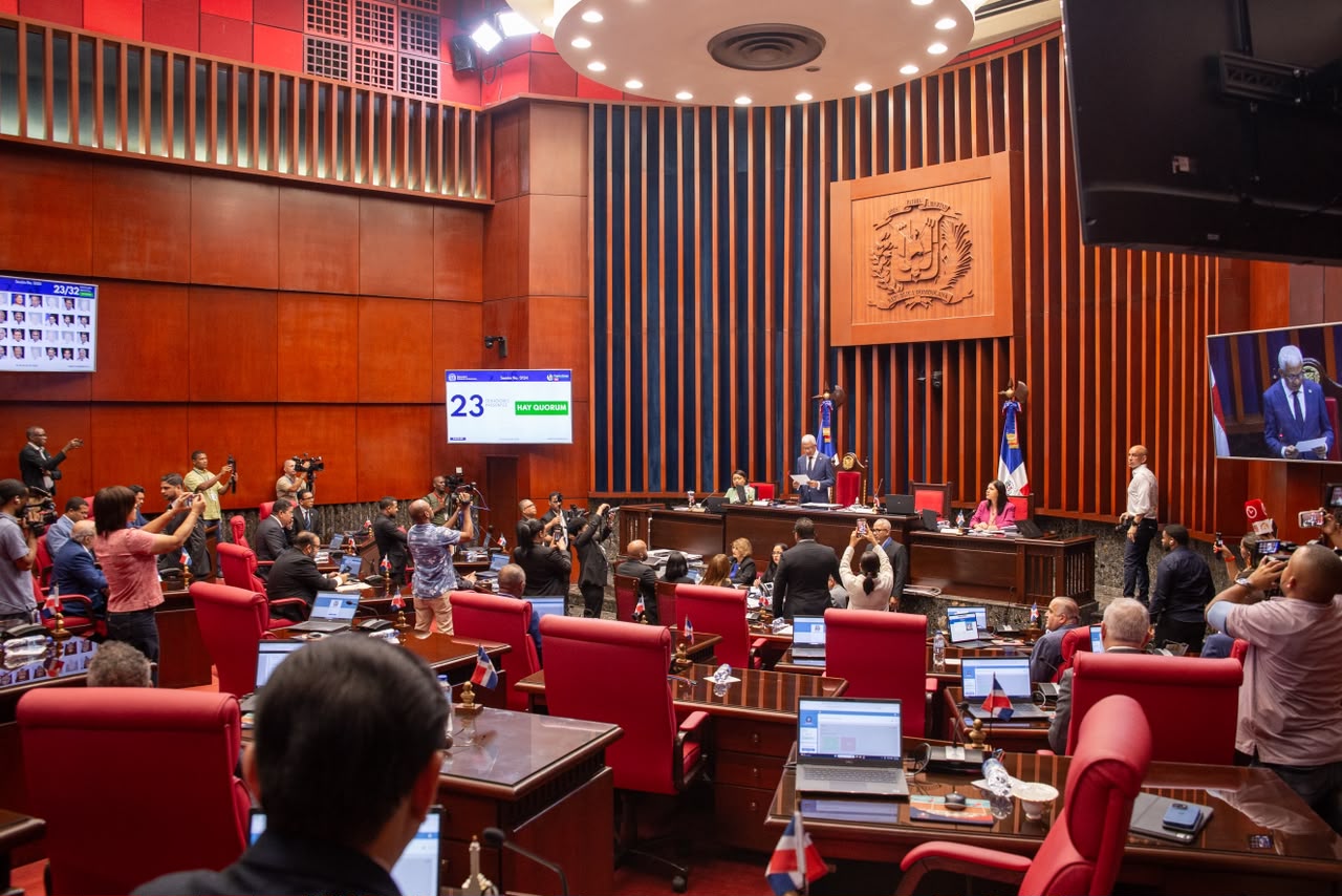 En sesión extraordinaria Senado aprueba en segunda lectura modificación a la Ley de la Policía Nacional 2 WhatsApp Image 2026 07 10 at 2.55.21 PM