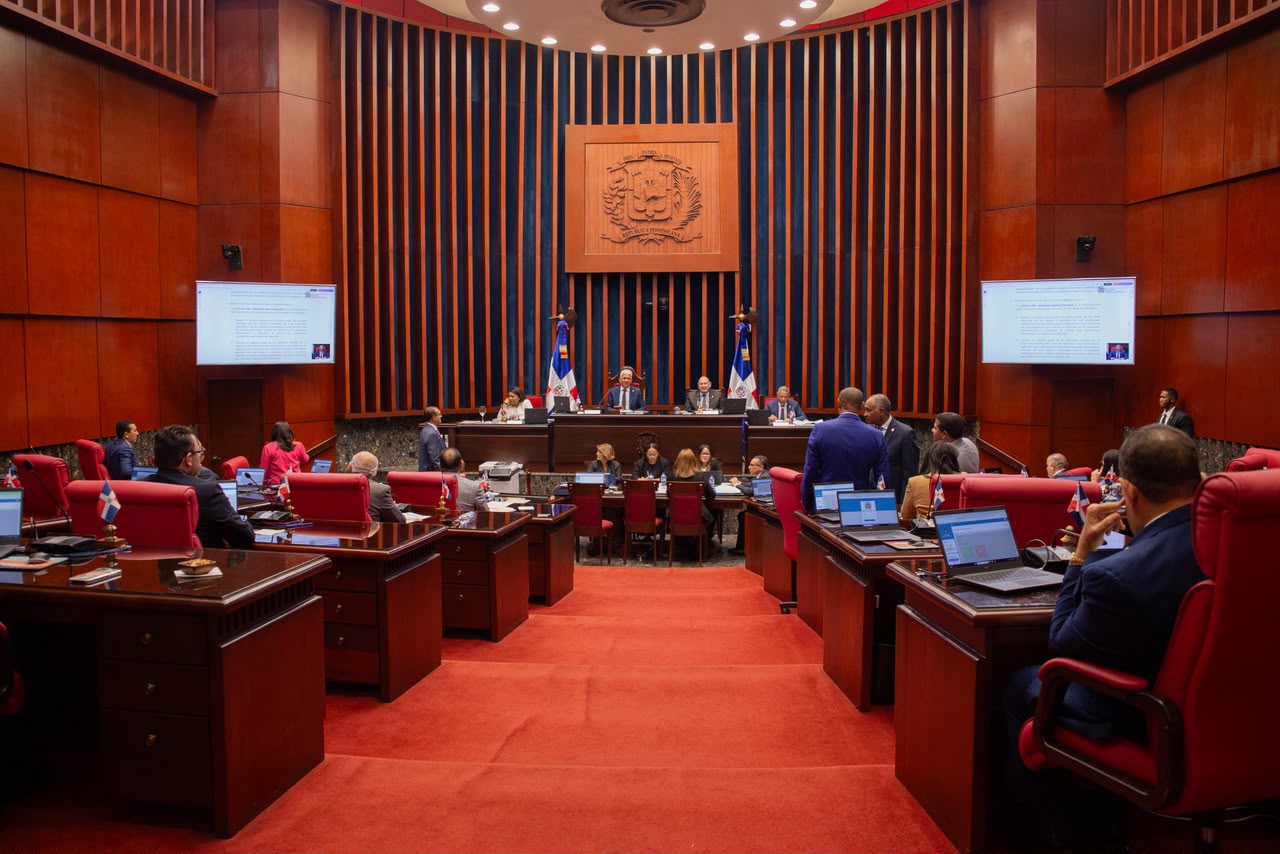 En sesión extraordinaria Senado aprueba en segunda lectura modificación a la Ley de la Policía Nacional 1 WhatsApp Image 2026 07 10 at 3.27.02 PM